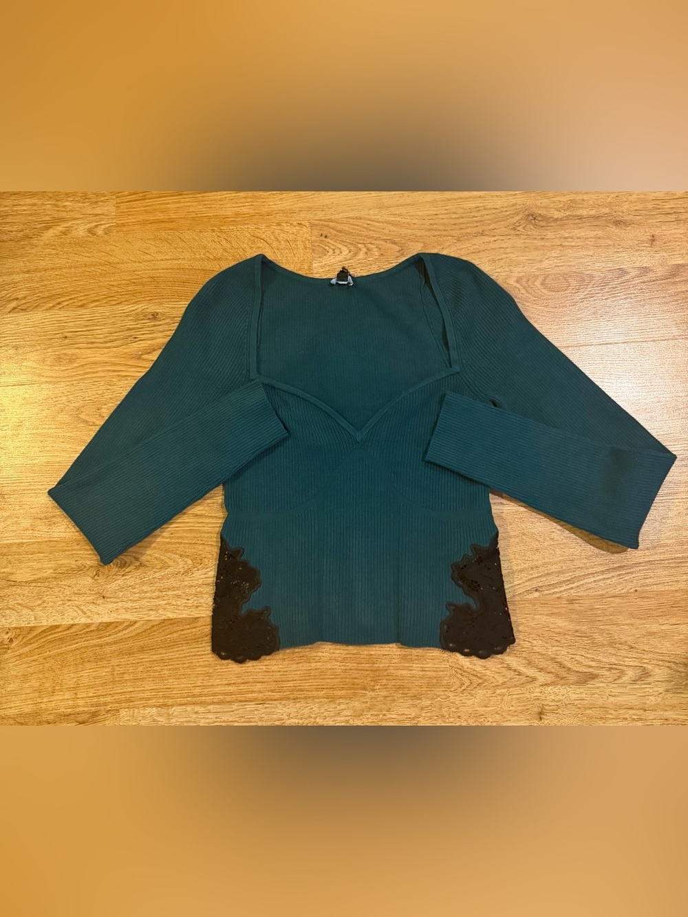 NWT Express Body Contour Ribbed Sweetheart Lace Top